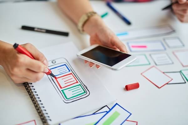 experiencia-do-cliente-navegacao-mobile-celular